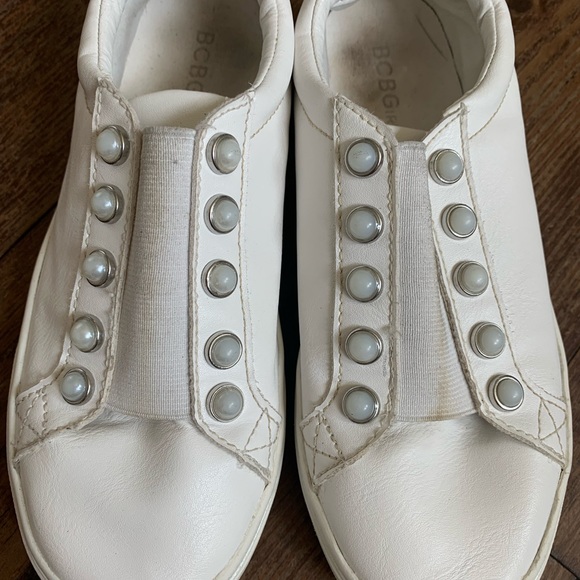 Bcbg girls size 2 white with silver PREOWNED - Picture 3 of 10